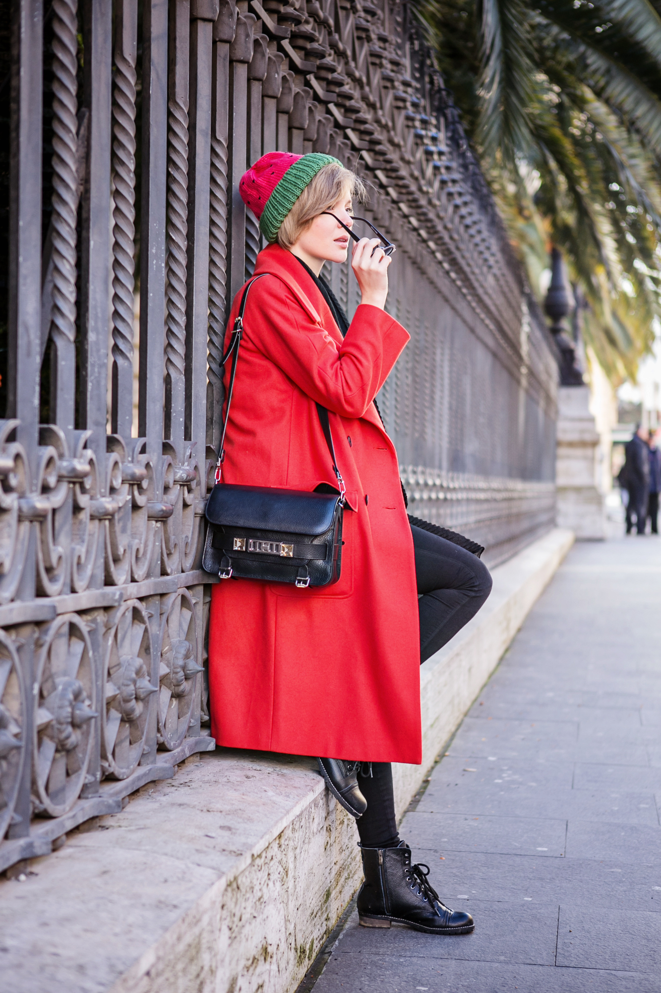 darya kamalova thecablook russian italian fashion bogger street style trend asos long red coat watermelon hat proenza schouler ps11 bag dr denim jeans rome roma centro storico le bunny blue booties italia italy-10 copy
